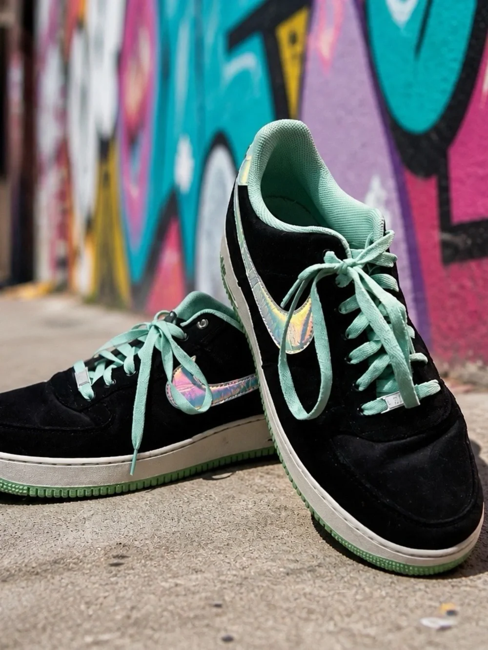 Nike Air Force 1 low Black and Mint Green Low-Top Sneakers